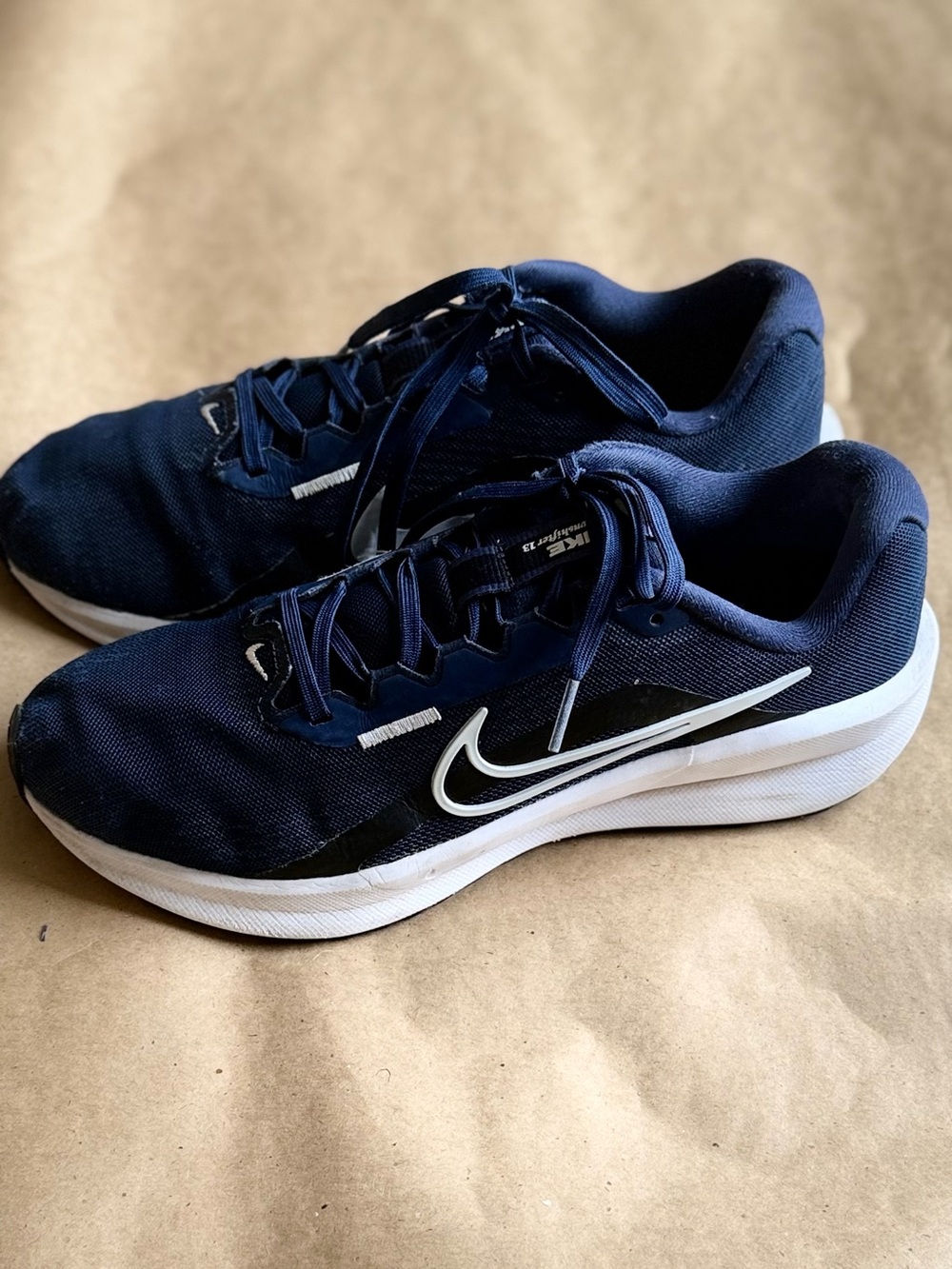 Nike Men’s 8.5 Downshifter 13 Running Sneaker Good Used Condition Midnight Navy